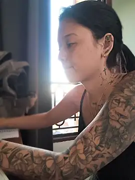 Živý XXX chat LorenRosse