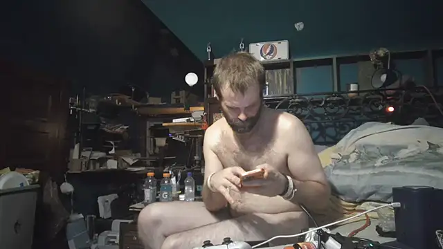 charactrzero Chat XXX in diretta