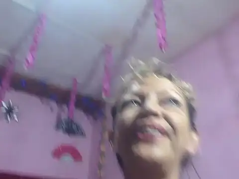 دردشة Perla_wondEr الجنسية المباشرة