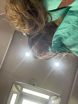 kiss_loo 现场XXX聊天
