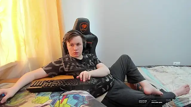 iliaskrislove লাইভ XXX চ্যাট