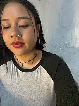SofiaGarcia7 即時 XXX 聊天