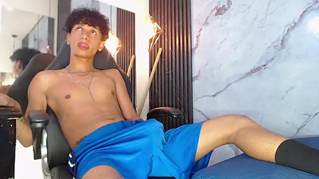 BlakeSttonen Live XXX chat