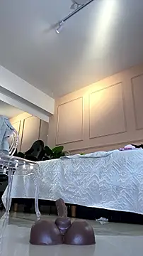 SHARONN____ élő XXX-chatje