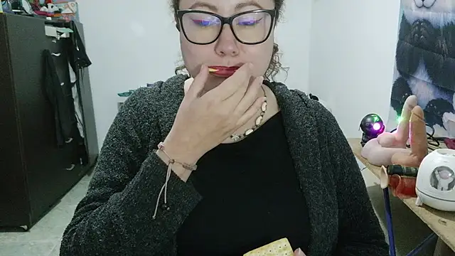 Chatroom XXX en direct de curly_greeneyed
