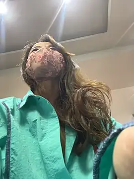 kiss_loo 现场XXX聊天