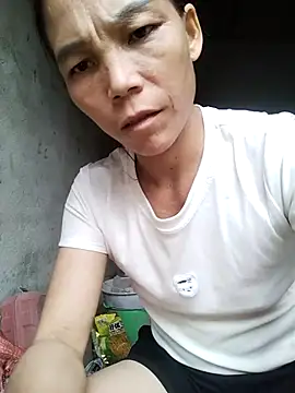 Jadi_M's Live XXX Chat