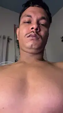 DarkMuscleBoyX XXX чат на живо