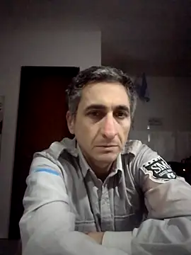 צ'אט XXX בשידור חי של Alejandro83bsf