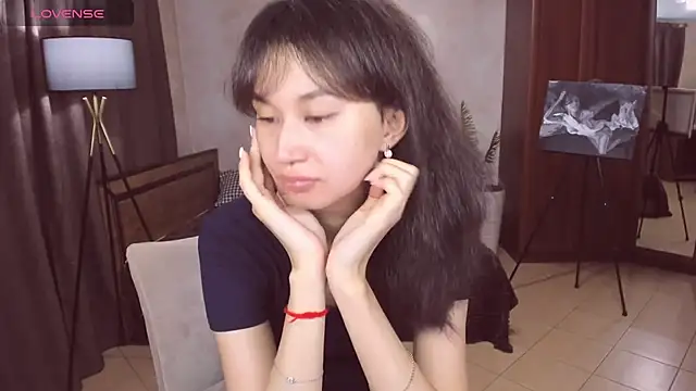 SheilaRare XXX чат на живо
