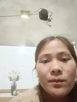 Lyssa-a Chat XXX live