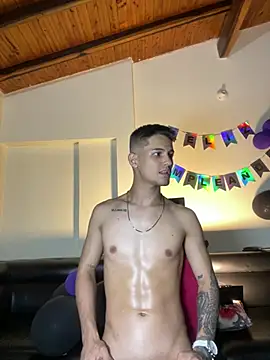 Aaronsexroomn Live XXX chat