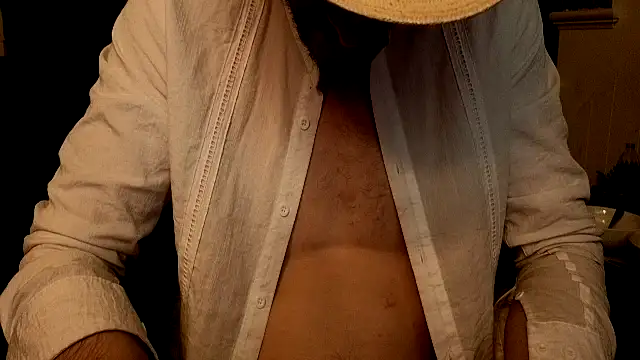 MasterDaddyCool Show in webcam