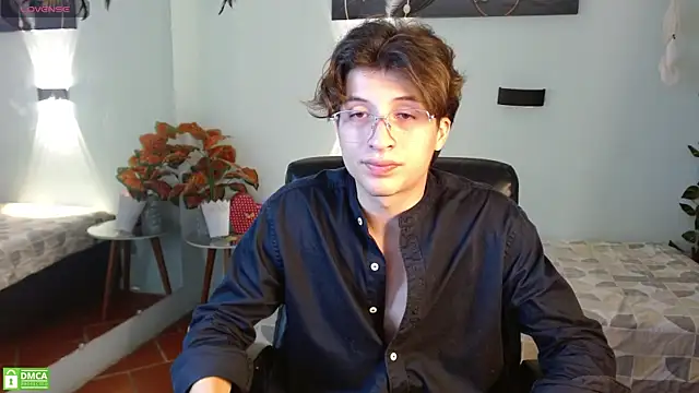 Chat +18 de Marcoviolet ao vivo