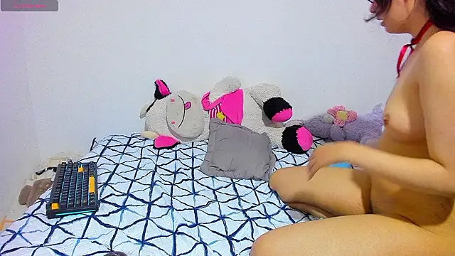 Desire_Ecstasy2 Adlı Modelin Canlı XXX Sohbeti