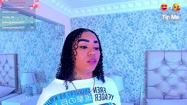 SkylerBloomm's Live XXX Chat