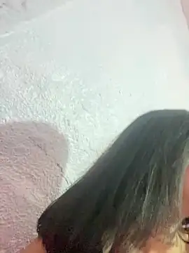 Chat +18 de YummyGirl_ ao vivo