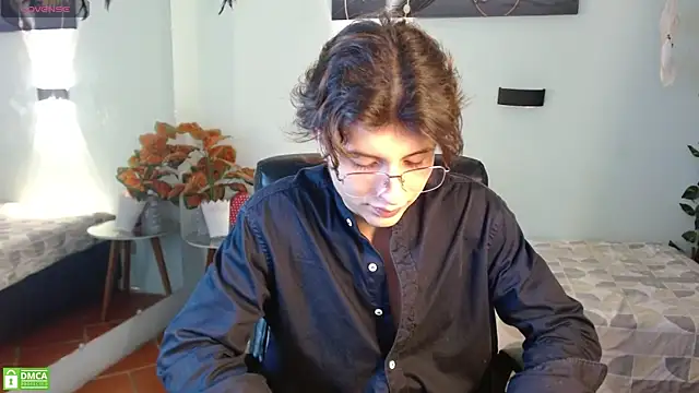 Chat XXX Live Marcoviolet