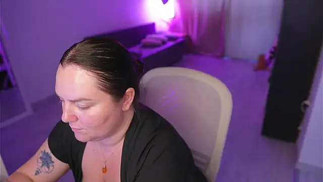 Živý XXX chat ameliaminkx