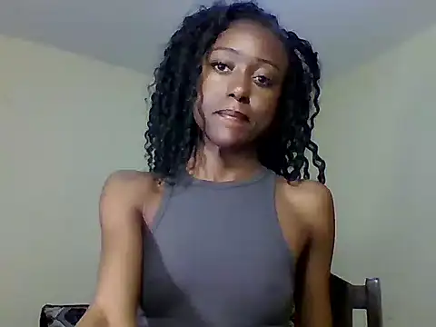 Czat XXX na żywo – HotSkinnyLady