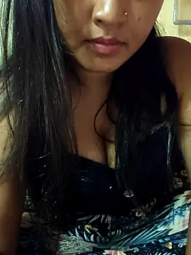 Chat XXX ao vivo de Tridha_2