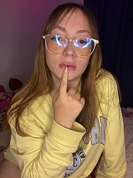 Caamii_のライブXXXチャット