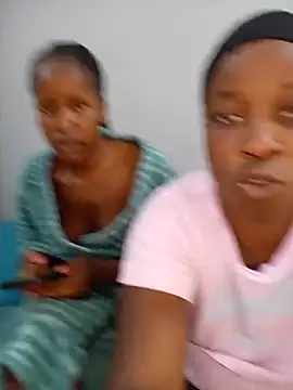 Chat XXX en directo de YummyBoobs_