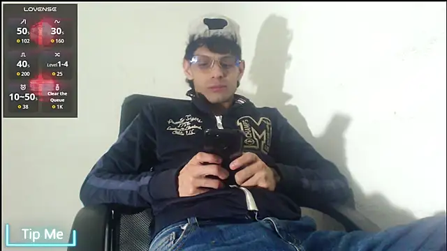 Chat XXX en directo de GrayHornyX