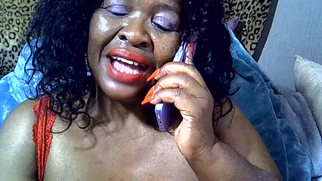 Živý XXX chat Ebony_Cougar