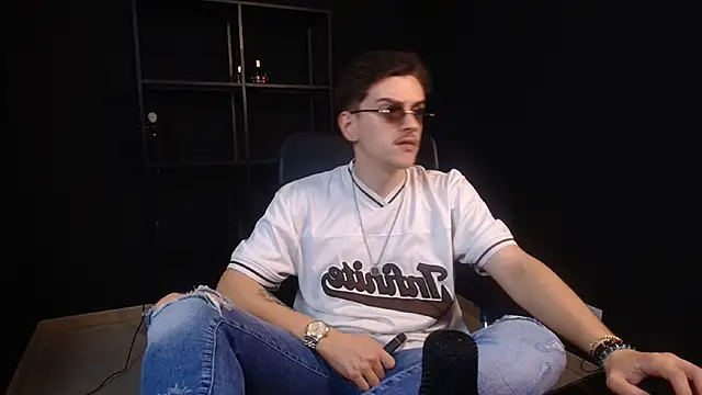 XXX chat uživo modela FelixStarkk