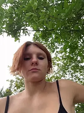 NinaParri লাইভ XXX চ্যাট