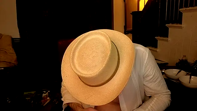 MasterDaddyCool Show in webcam