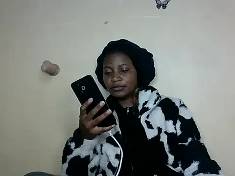 sexybaddie27 XXX чат на живо