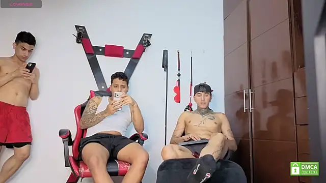 EliteBoysLive – Naživo XXX chat