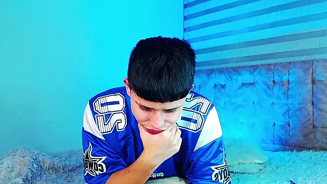 Онлайн чат XXX _justinmoon2