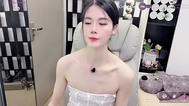 Yueyue-MM's Live XXX Chat
