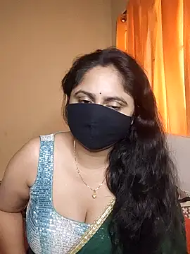 Sravvi499's Live XXX Chat