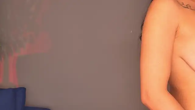 Živý XXX chat DesiMissy