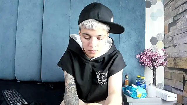 Megan_Thompson_'s Live XXX Chat