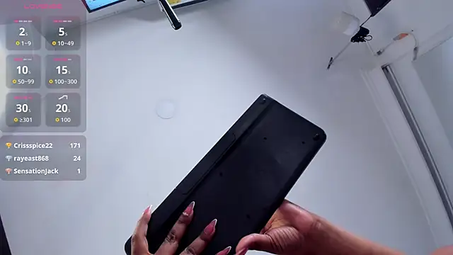 Czat XXX na żywo – Sky_Loren