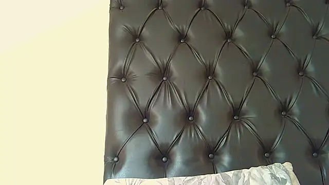 indianaphrodite1's Live XXX Chat