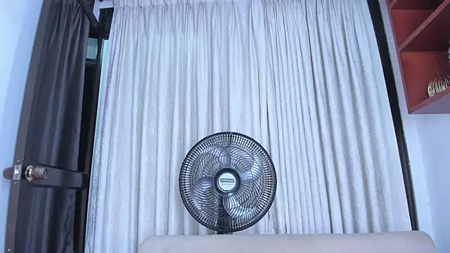 Chat XXX ao vivo de CandyDance1_
