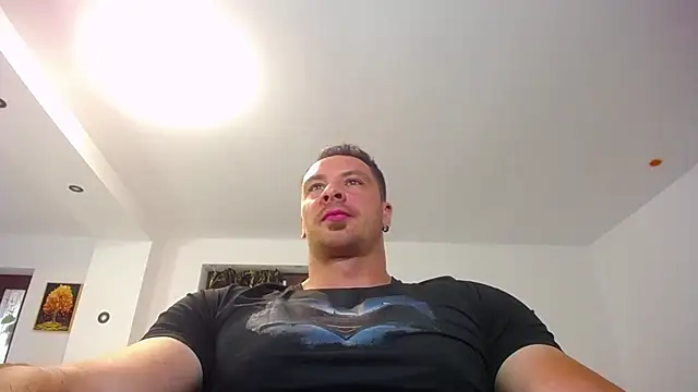 MasterAj69_ Show in webcam
