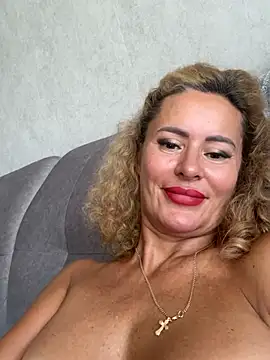Tania201243 Chat XXX in diretta