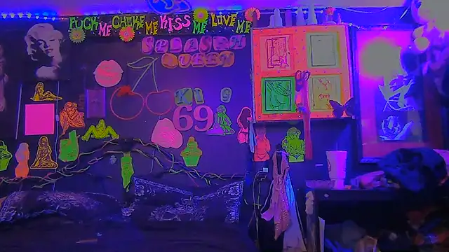 Chatroom XXX en direct de Splash_Queen420