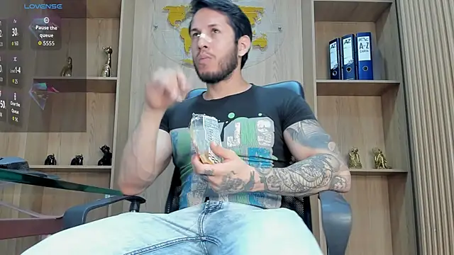 دردشة George_Diesell الجنسية المباشرة