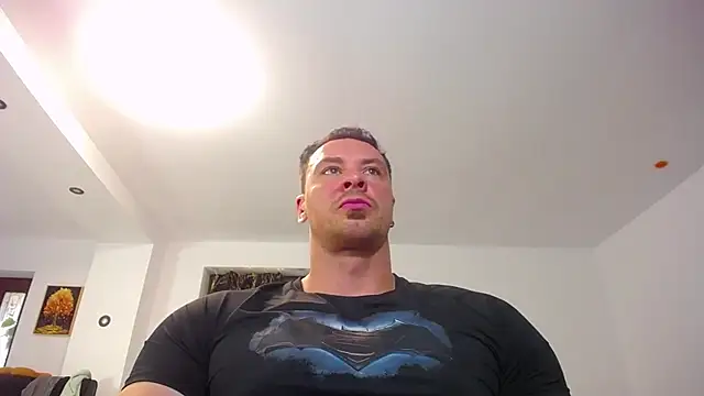 MasterAj69_ XXX чат на живо