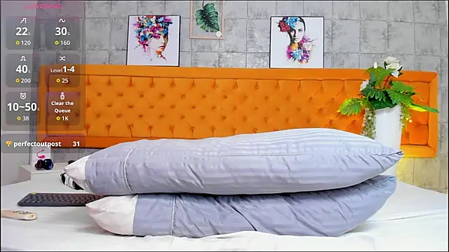 Chat XXX en directo de LiilithNova