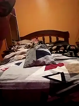 regina808 Pertunjukan Webcam