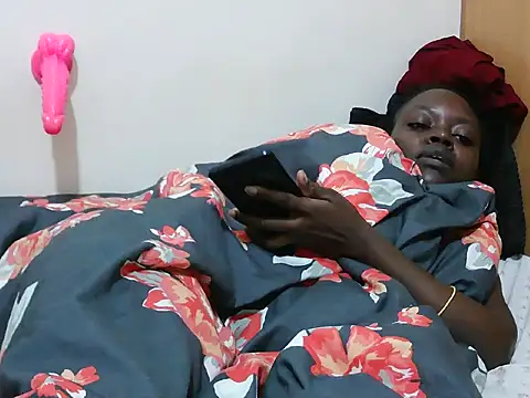 Sweetqueencum's Live XXX Chat